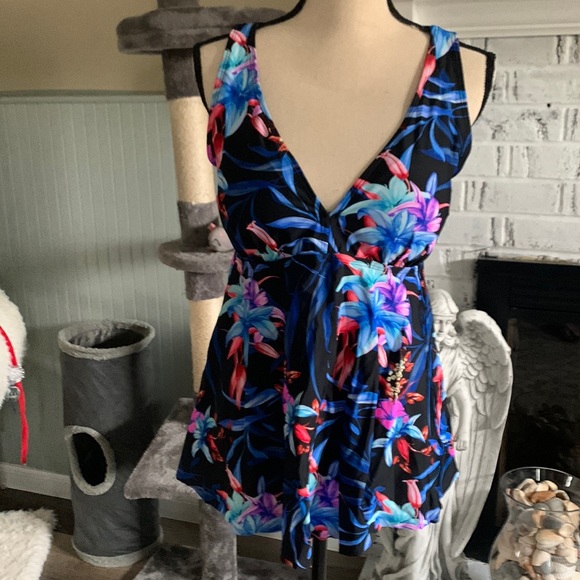 Tunic swim top - Picture 2 of 3